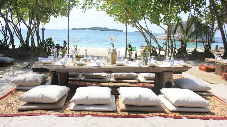 Bed & Breakfast Eco Beach Tent By Billiton