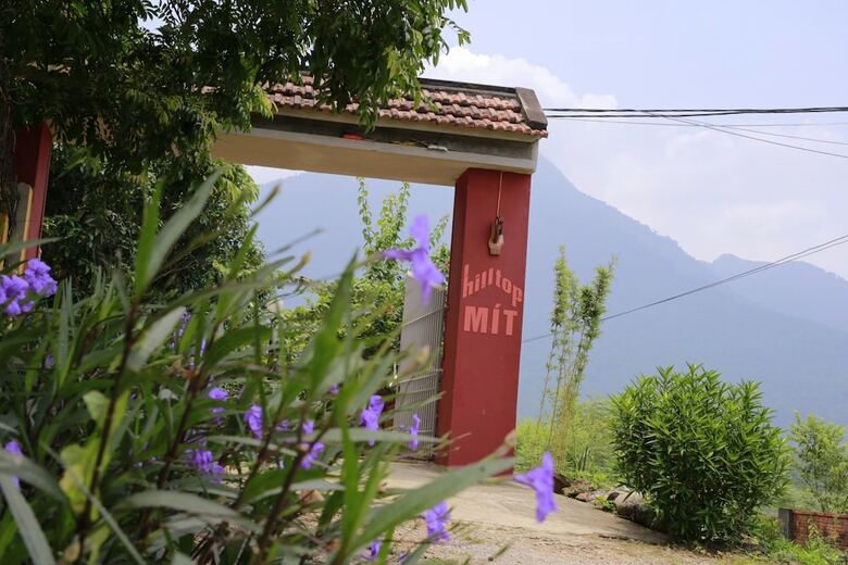 Hotel Mit Hilltop Homestay