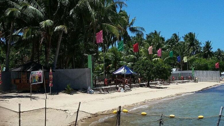 Hotel Nichos Island Resort