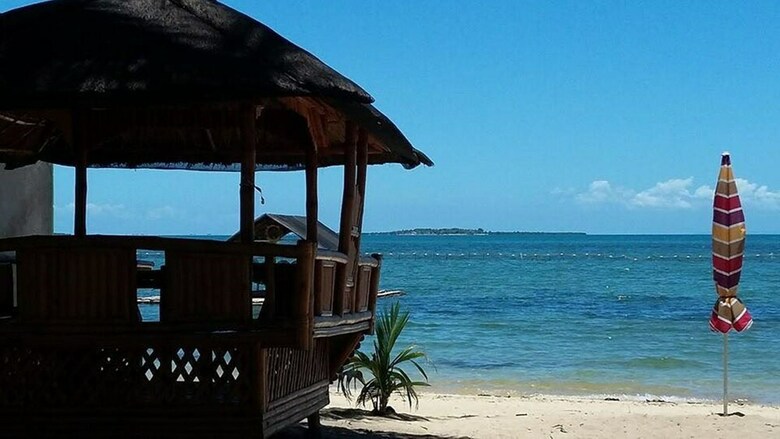 Hotel Nichos Island Resort