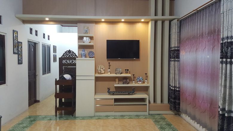 Hotel Metro Malioboro Living