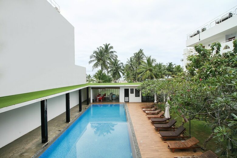Hotel Capital O 402 Serendiva Beach Resort