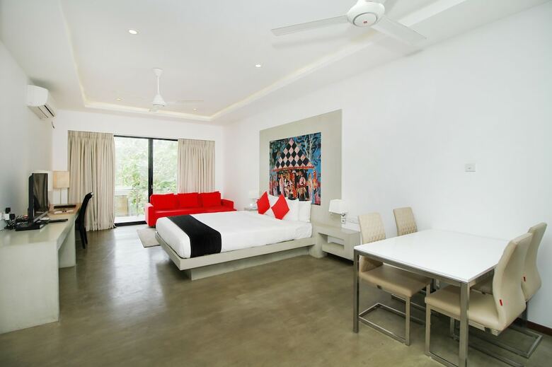 Hotel Capital O 402 Serendiva Beach Resort