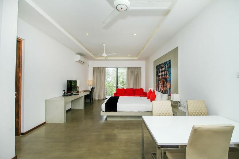 Hotel Capital O 402 Serendiva Beach Resort