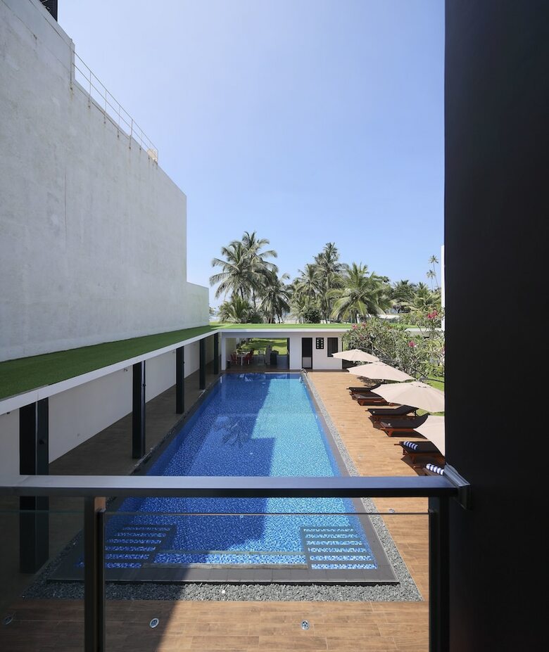 Hotel Capital O 402 Serendiva Beach Resort