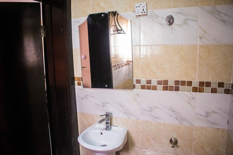 Hotel Aeroville Apartments 2