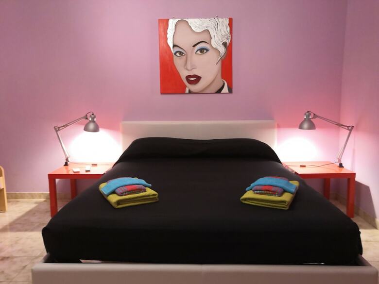 Bed Anthos