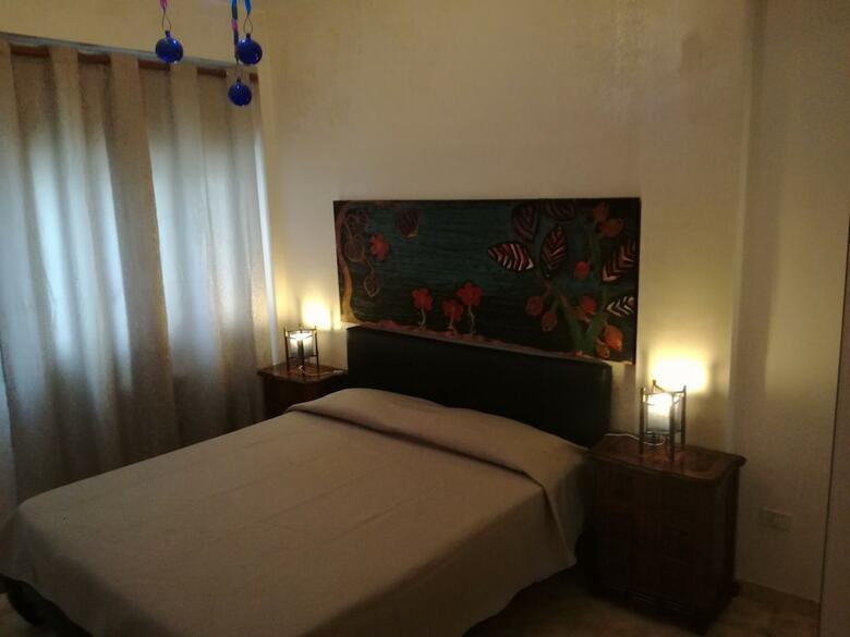 Bed Anthos