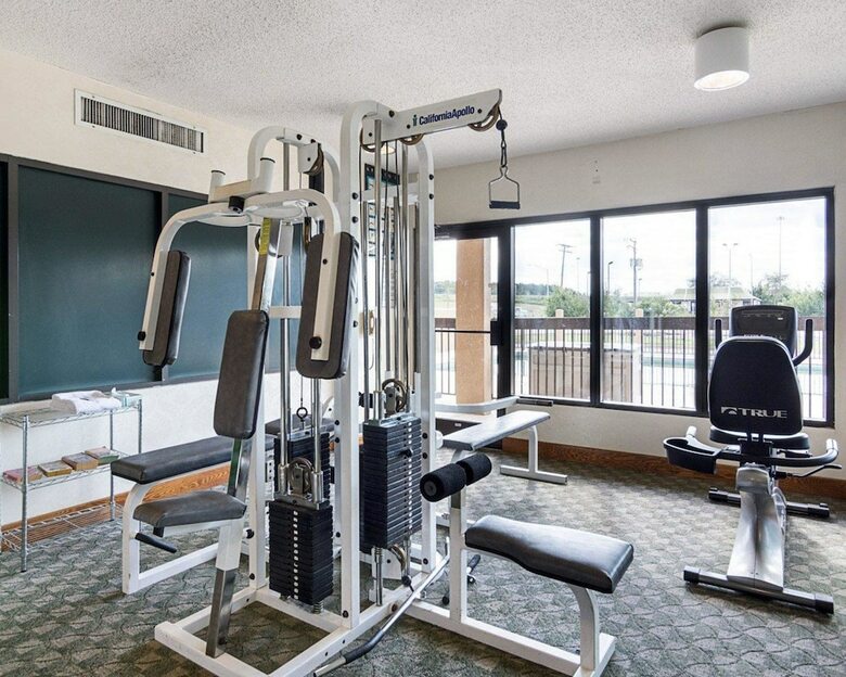 Hotel Quality Inn & Suites