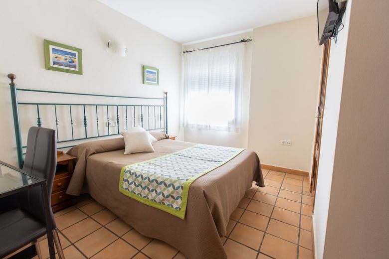 Hotel Hostal Apartamentos El Gallo