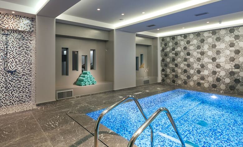 Blue Lagoon City Hotel