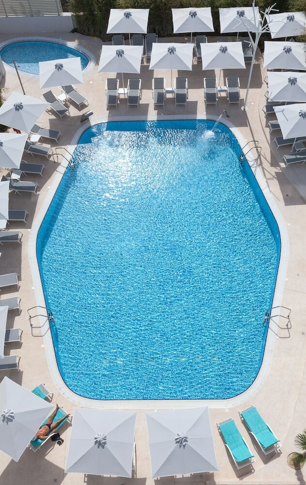Blue Lagoon City Hotel