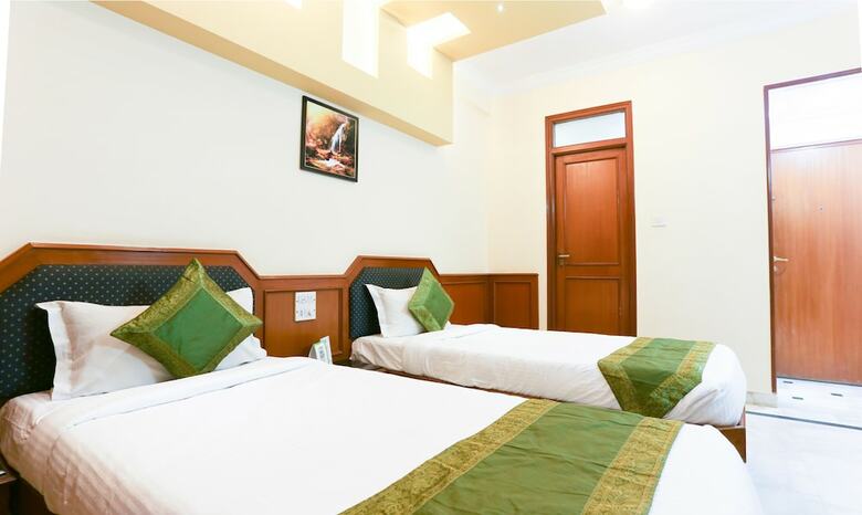 Hotel Treebo Trend Adarsh Inn Gandhi Nagar