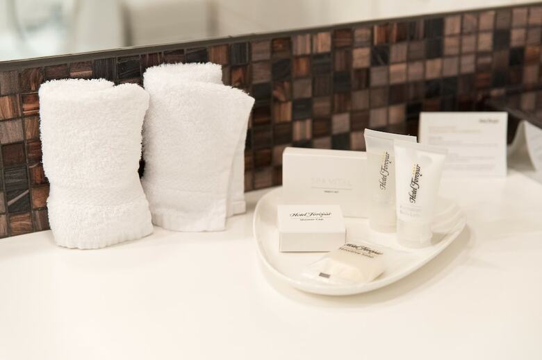 Hotel F�royar