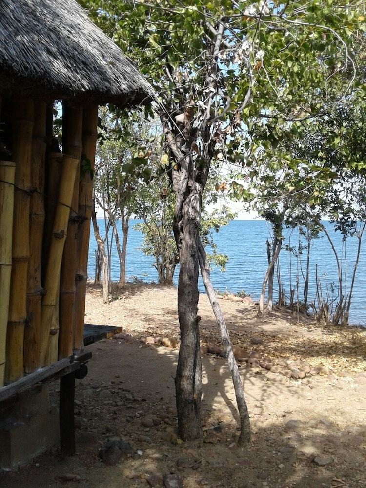 Posada Warthogs Bush Camp