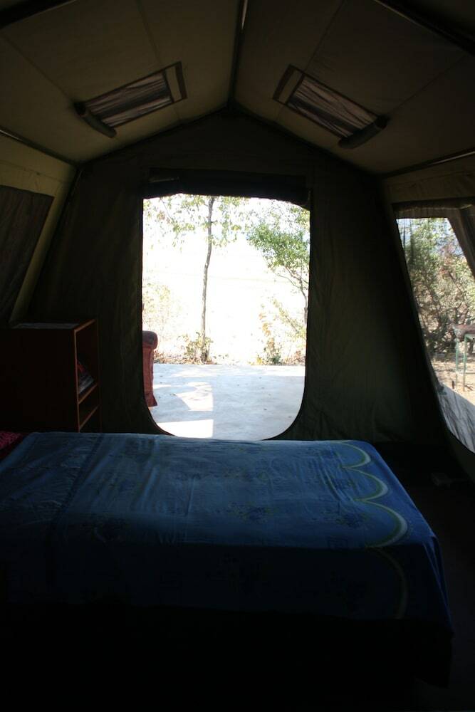 Posada Warthogs Bush Camp