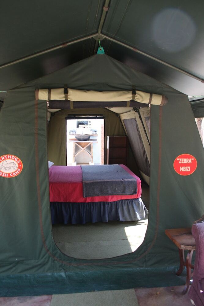 Posada Warthogs Bush Camp