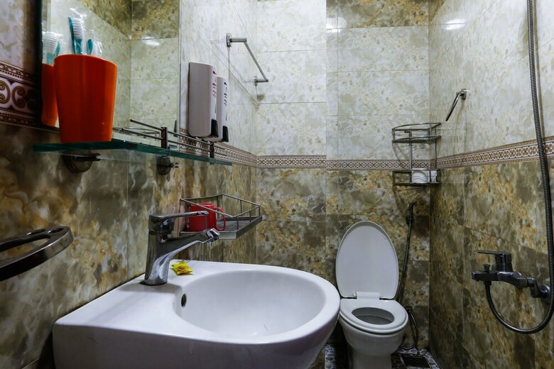 Oyo 395 Anh Quoc Hotel