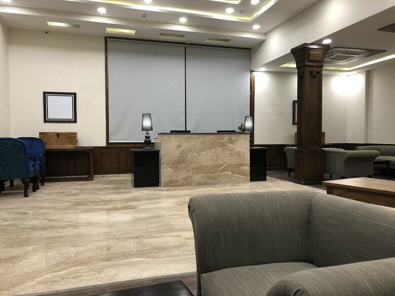 Hotel The Chinar Resorts And Spa