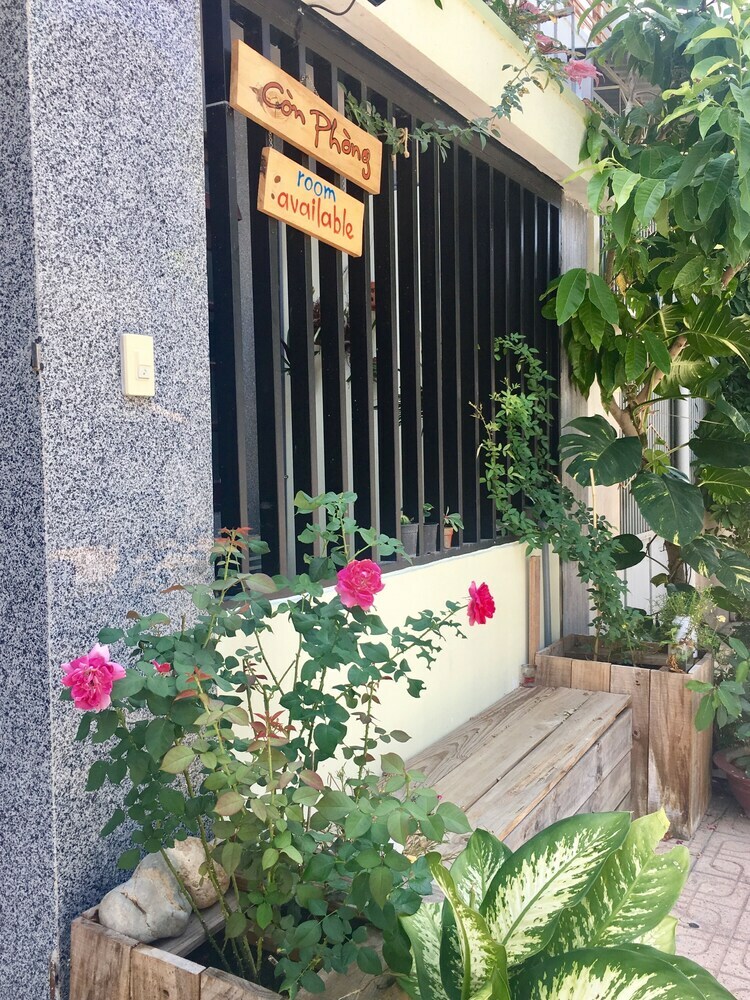 Birdnests Hotel