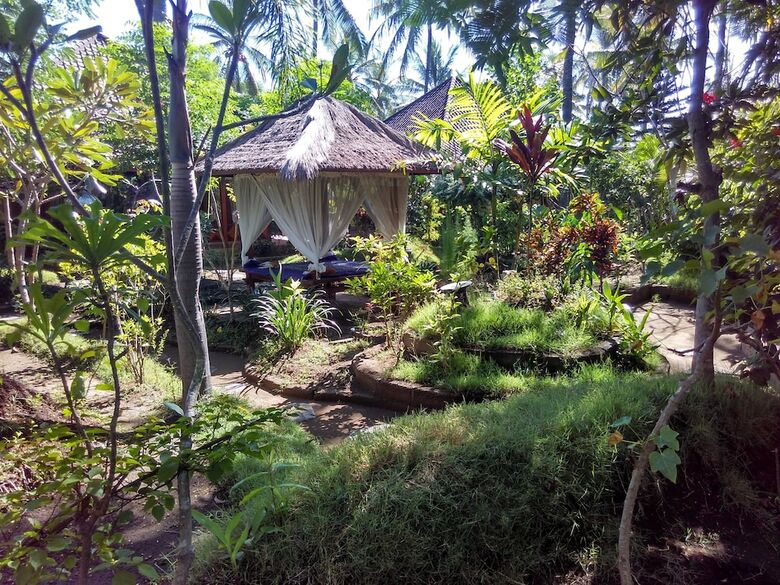 Hotel Villa Bulan Madu Gili Air