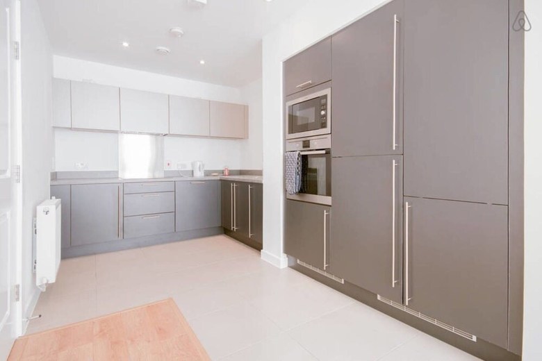 Apartamentos Bright 1br Flat - 10 Min Canary Wharf
