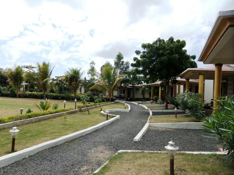 Hotel Ellora Heritage Resort