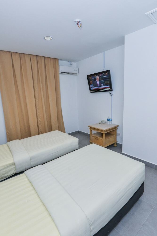Alpha Hotel