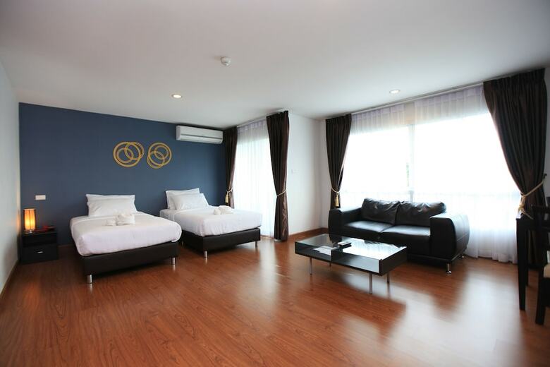 Hotel Zzz Crest Chiang Mai
