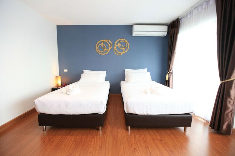 Hotel Zzz Crest Chiang Mai