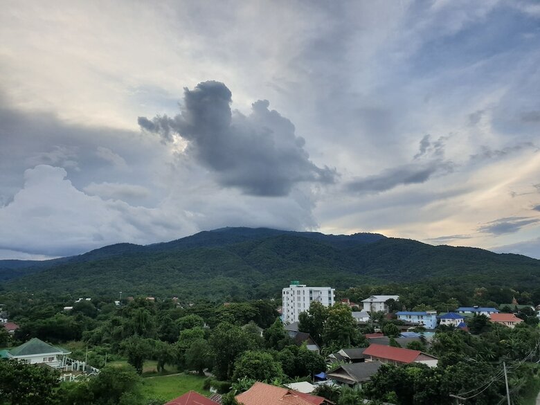 Hotel Zzz Crest Chiang Mai