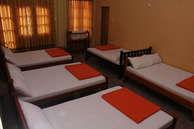 Hotel Anura Guest Inn