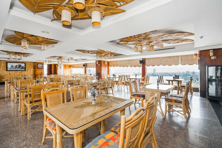 Senriver Hotel