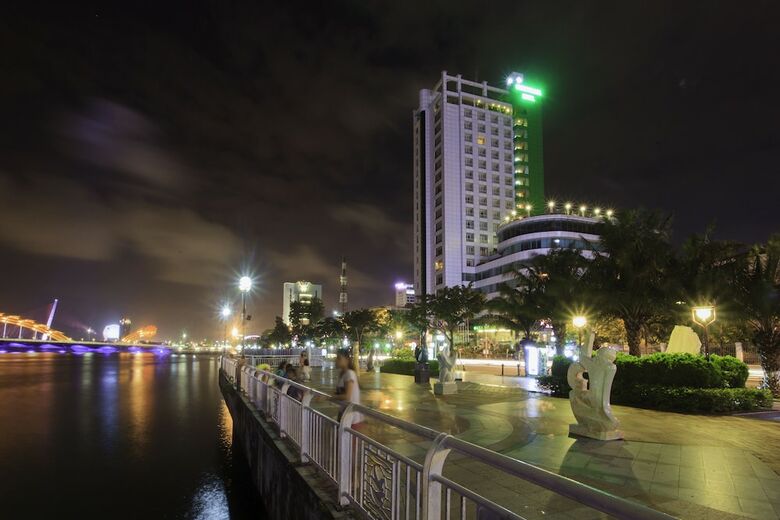 Senriver Hotel