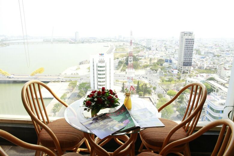 Senriver Hotel
