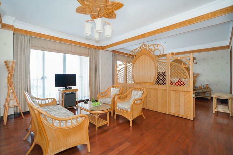 Senriver Hotel