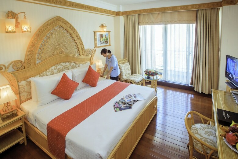 Senriver Hotel