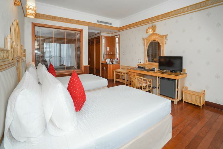 Senriver Hotel