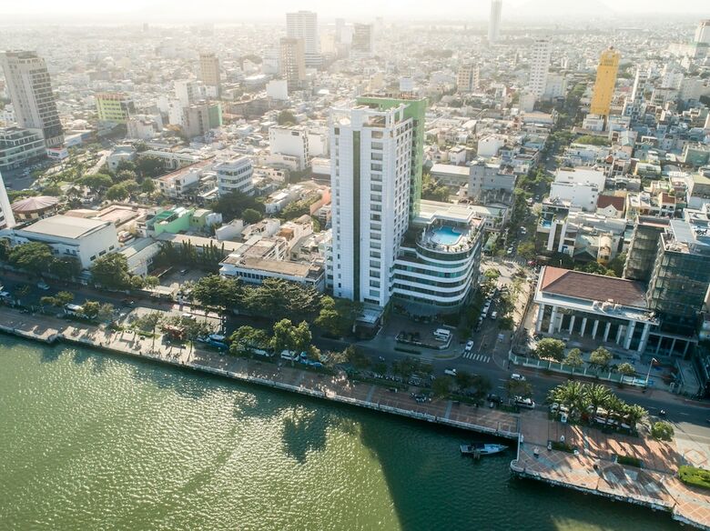 Senriver Hotel