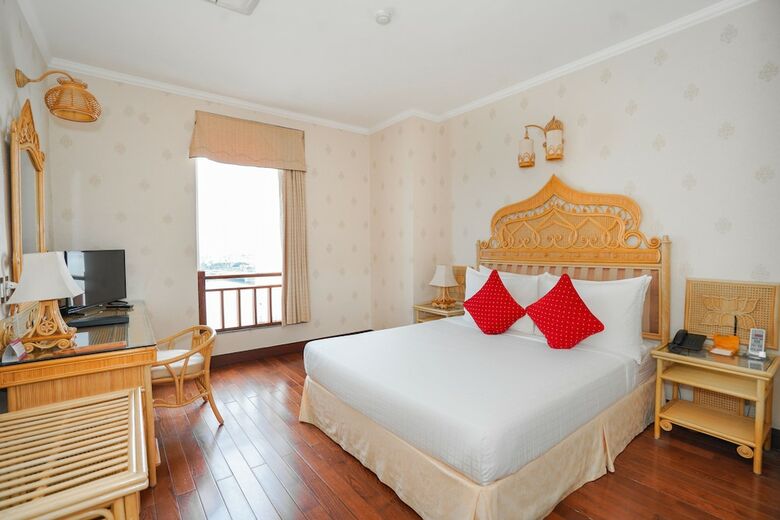 Senriver Hotel