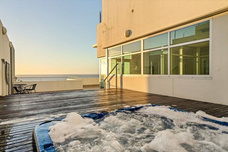 Apartamentos Glenelg Skyline Beachfront Penthouse, Adelaide