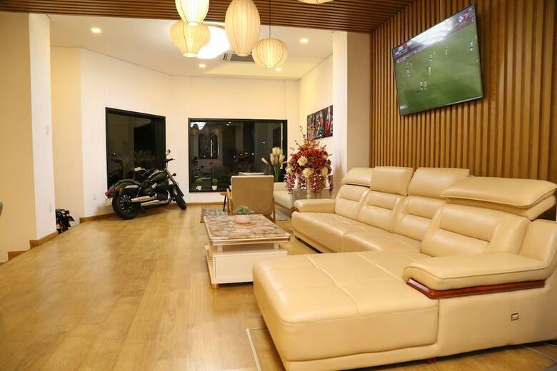 Kaka Hotel Han River