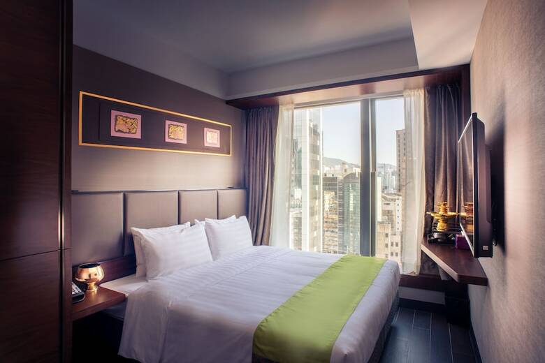 Hotel Soravit On Granville