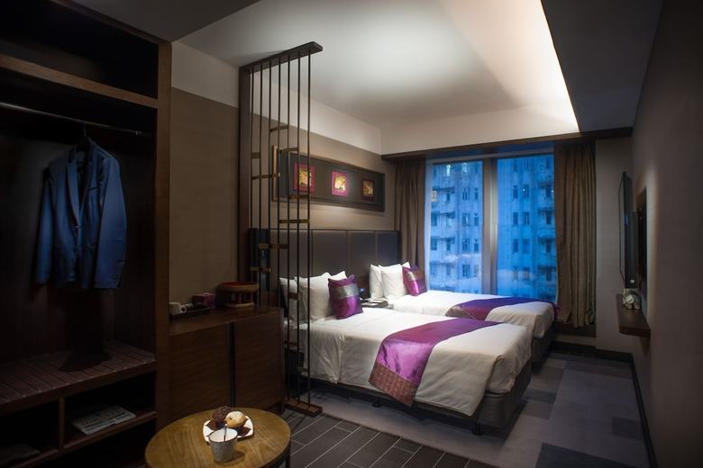 Hotel Soravit On Granville