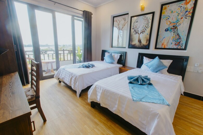 Hotel Home River Villa