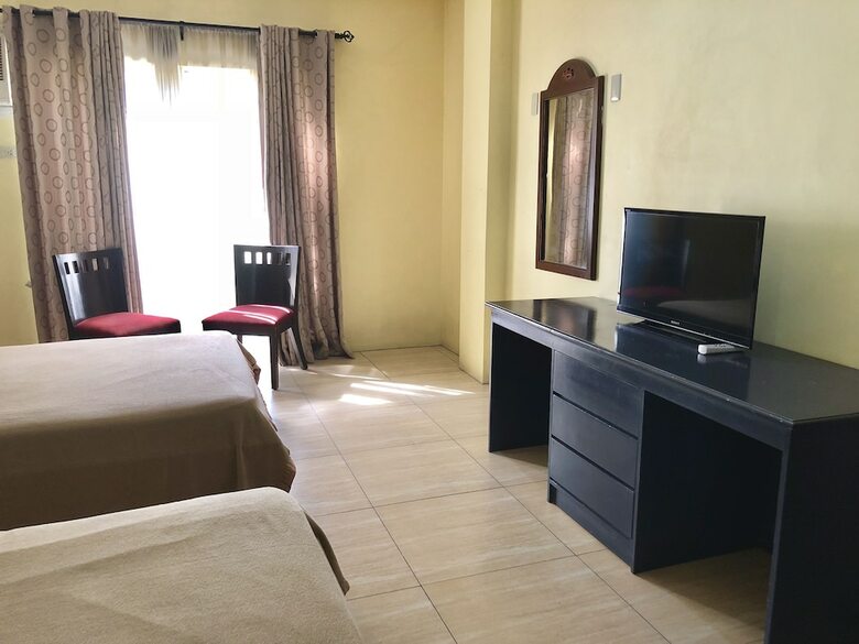 King's Royale Hotel And Resort