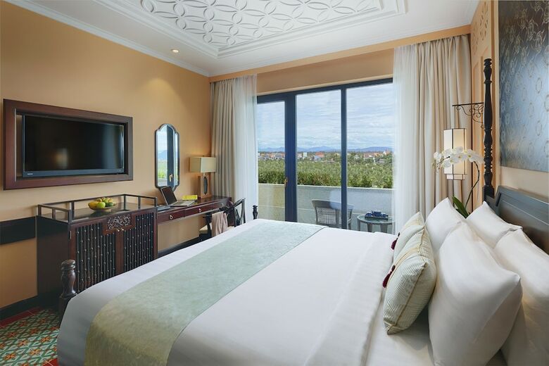 Little Riverside. A Luxury Hotel & Spa