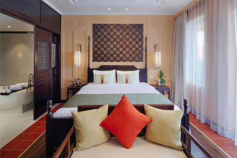 Little Riverside. A Luxury Hotel & Spa