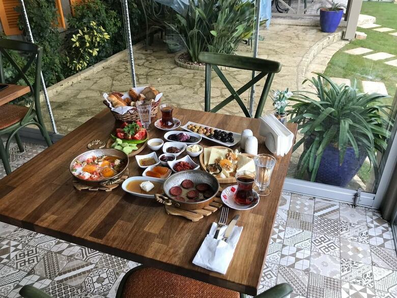 Alacati Seven Rooms Hotel