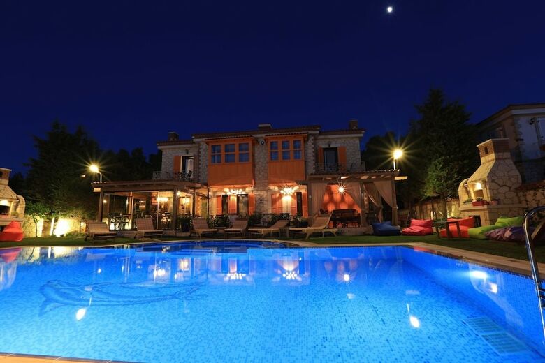 Alacati Seven Rooms Hotel